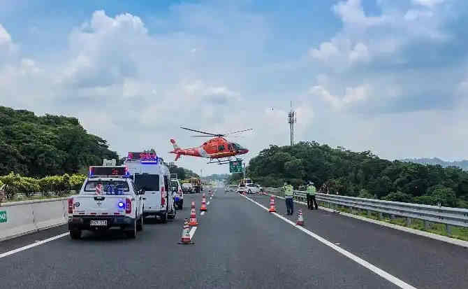 吉隆高速公路汽车救援案例