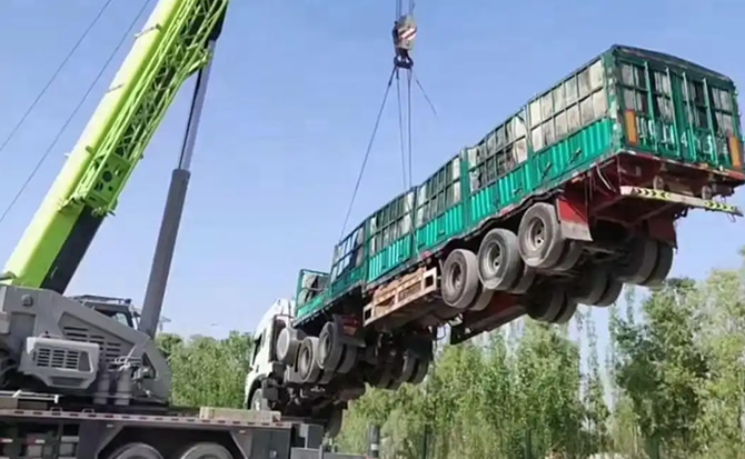 吉隆道路脱困救援案例